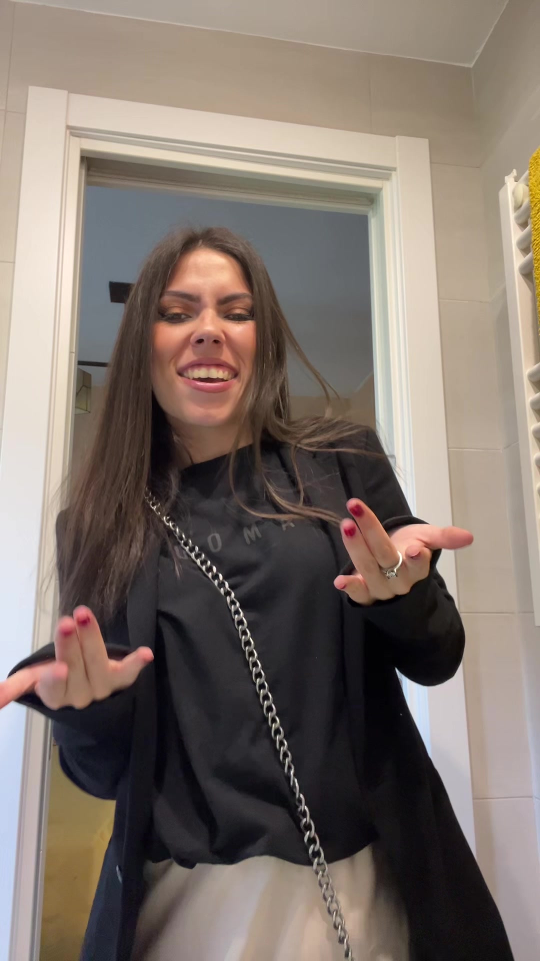 @Lara Gal&aacute;n