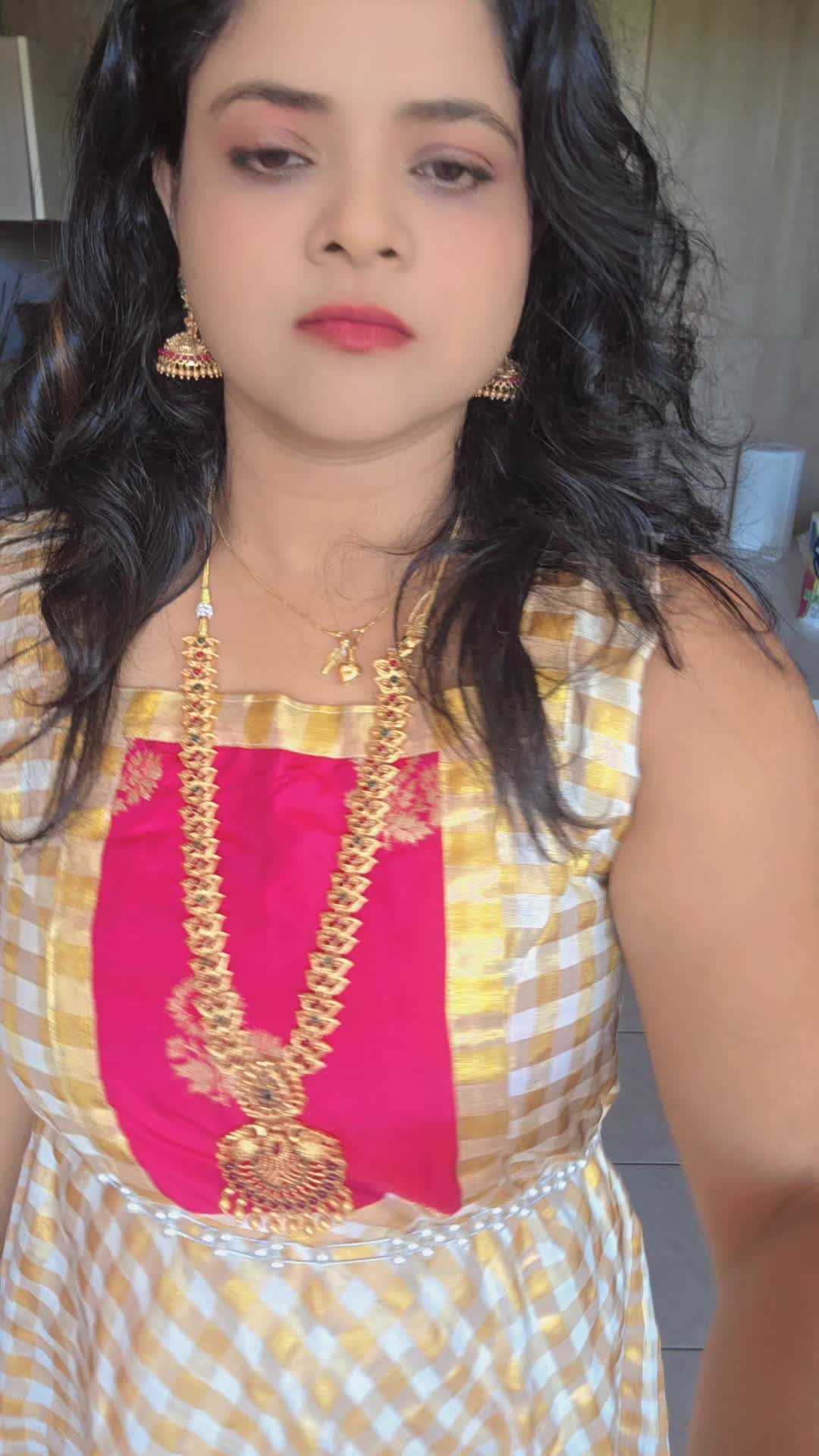 @viji.roy