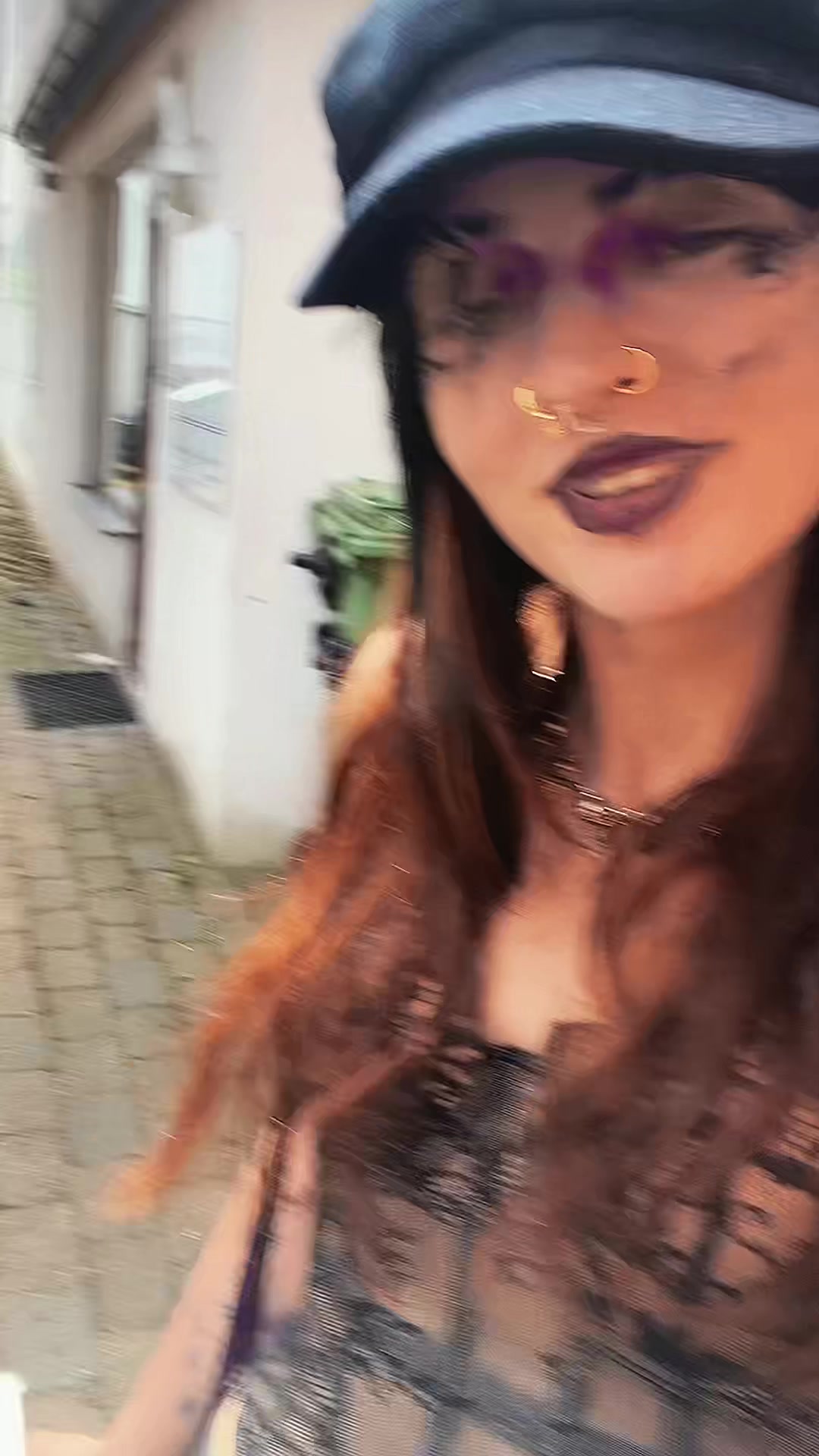 @Jo