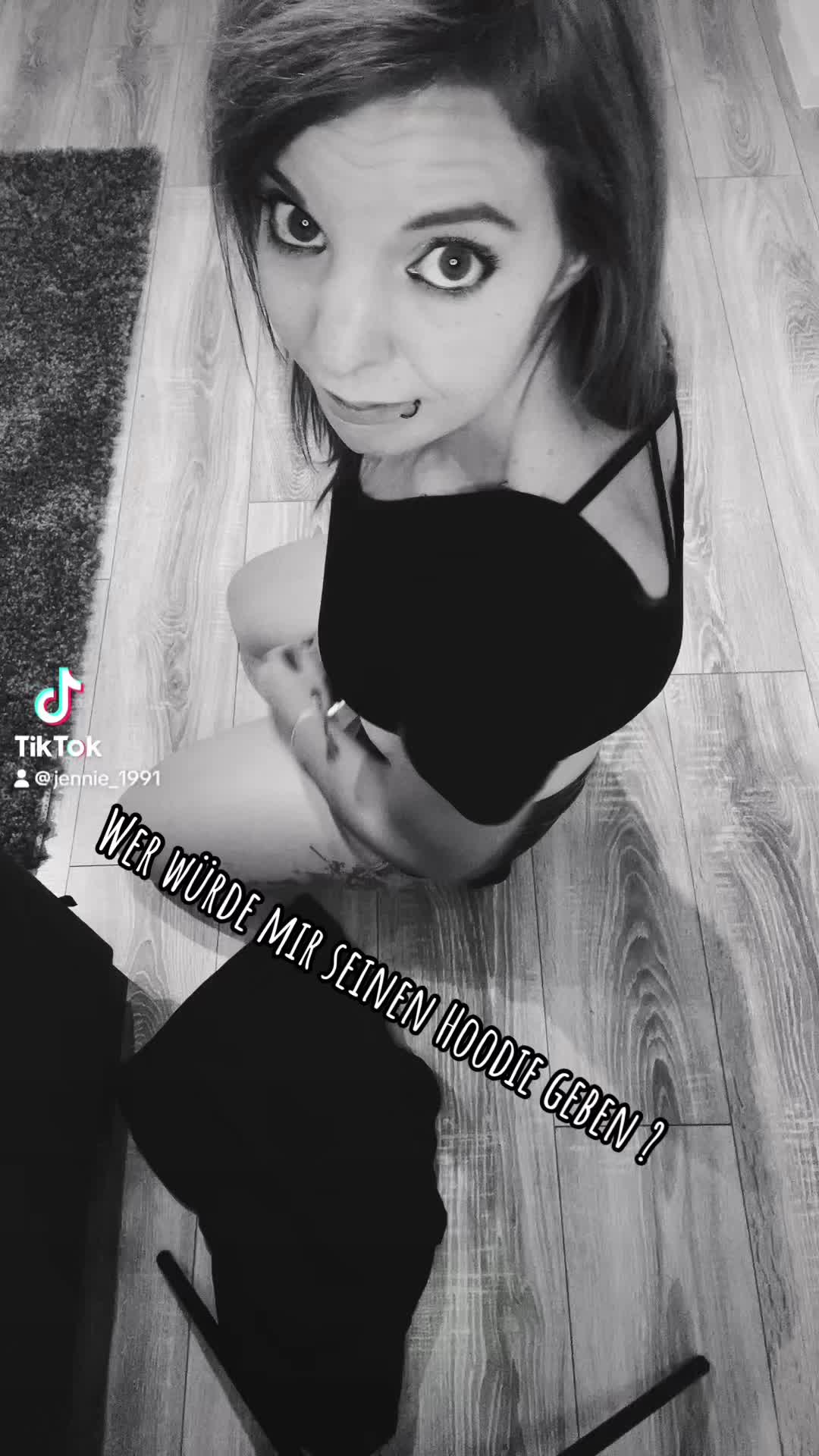 @Jennie