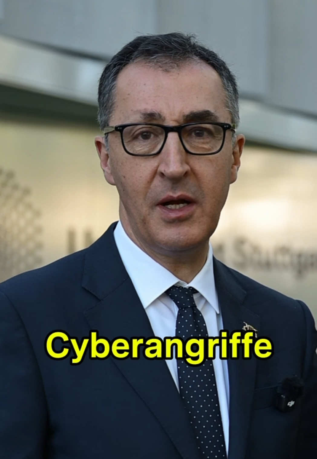 @Cem Özdemir