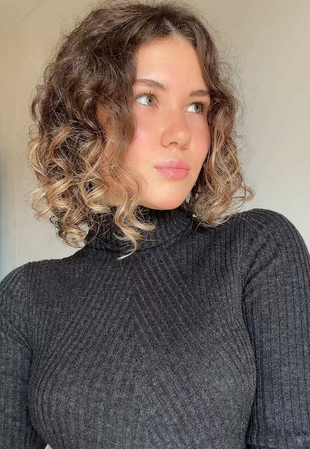 @𝑴𝒂𝒓𝒊𝒊𝒂.𝒎𝒎