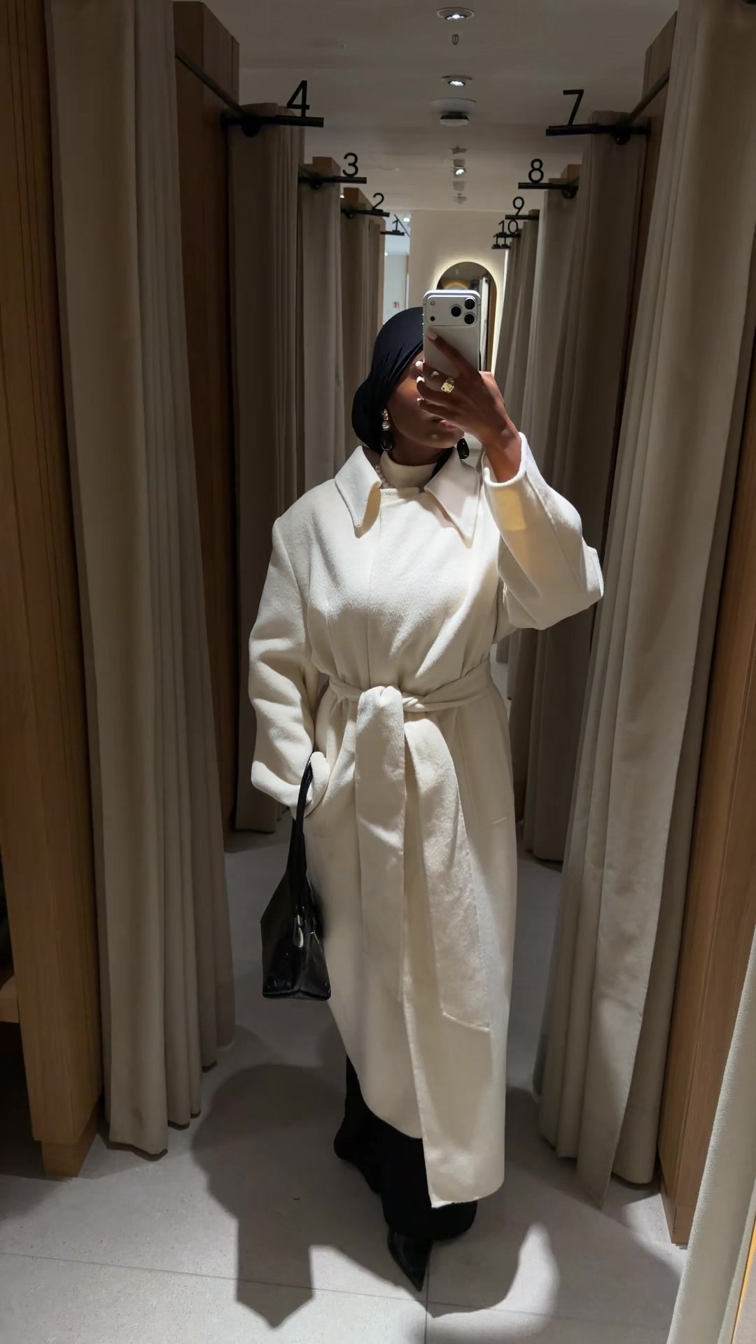 @wolfieaziza