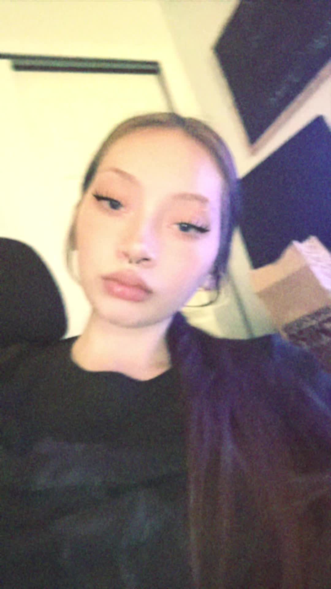 @𝕽𝖎𝖓𝖆🧸