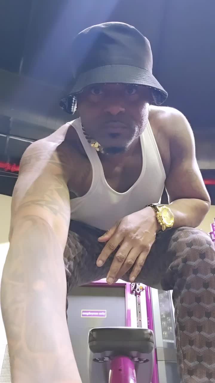 @Starboi