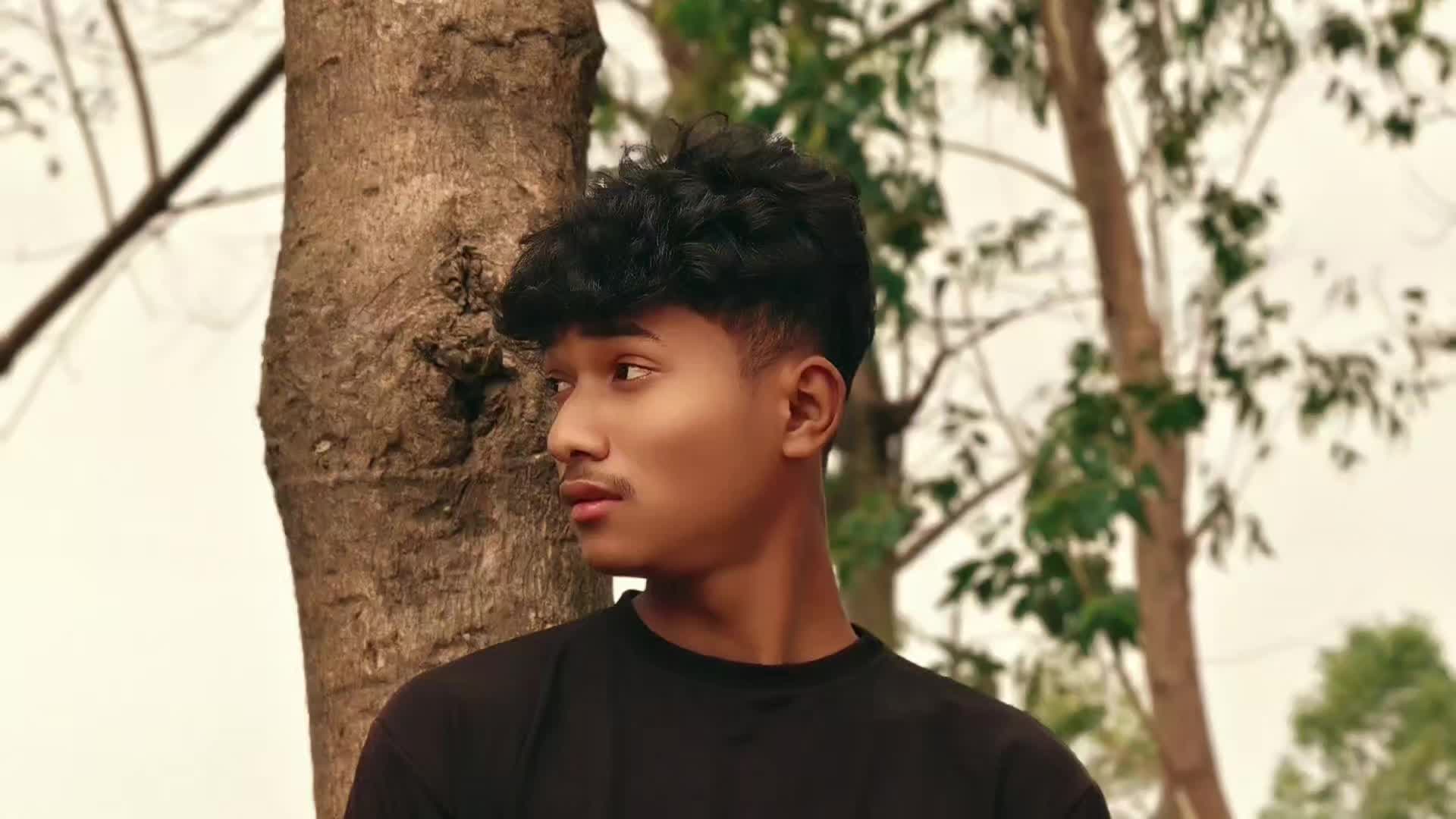 @AAKASH✨THARU🇳🇵