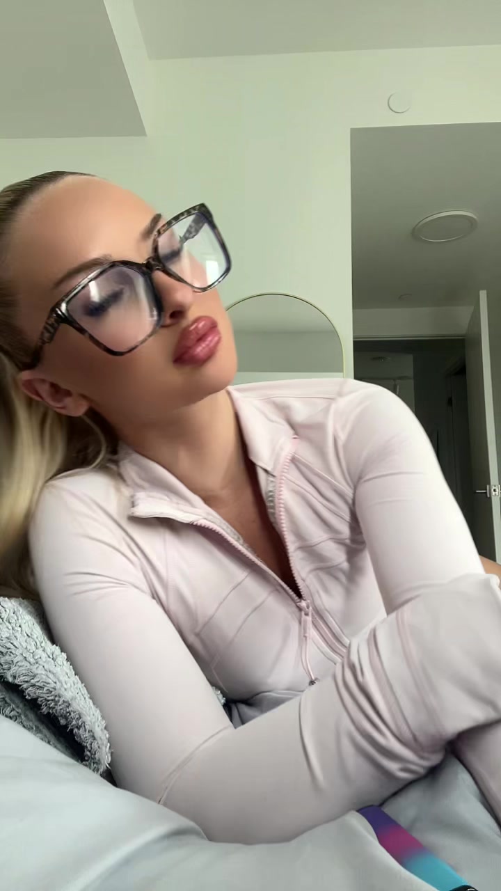 @Elizabitch