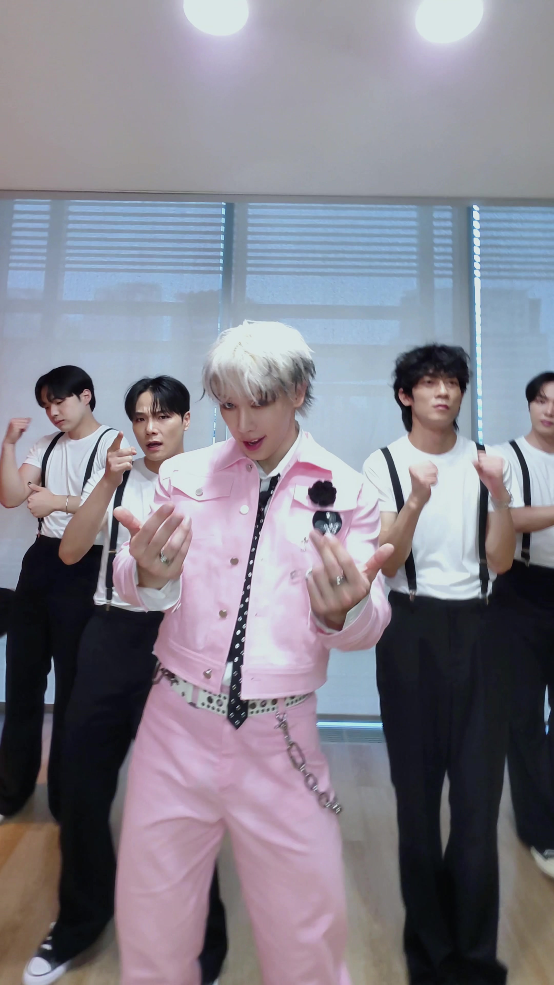 @WONHO Official