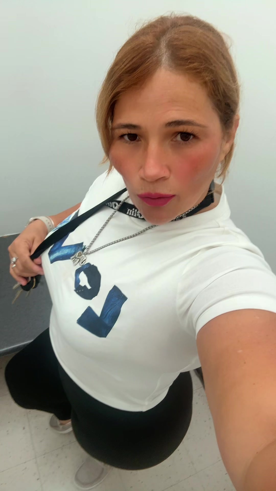 @Iliana
