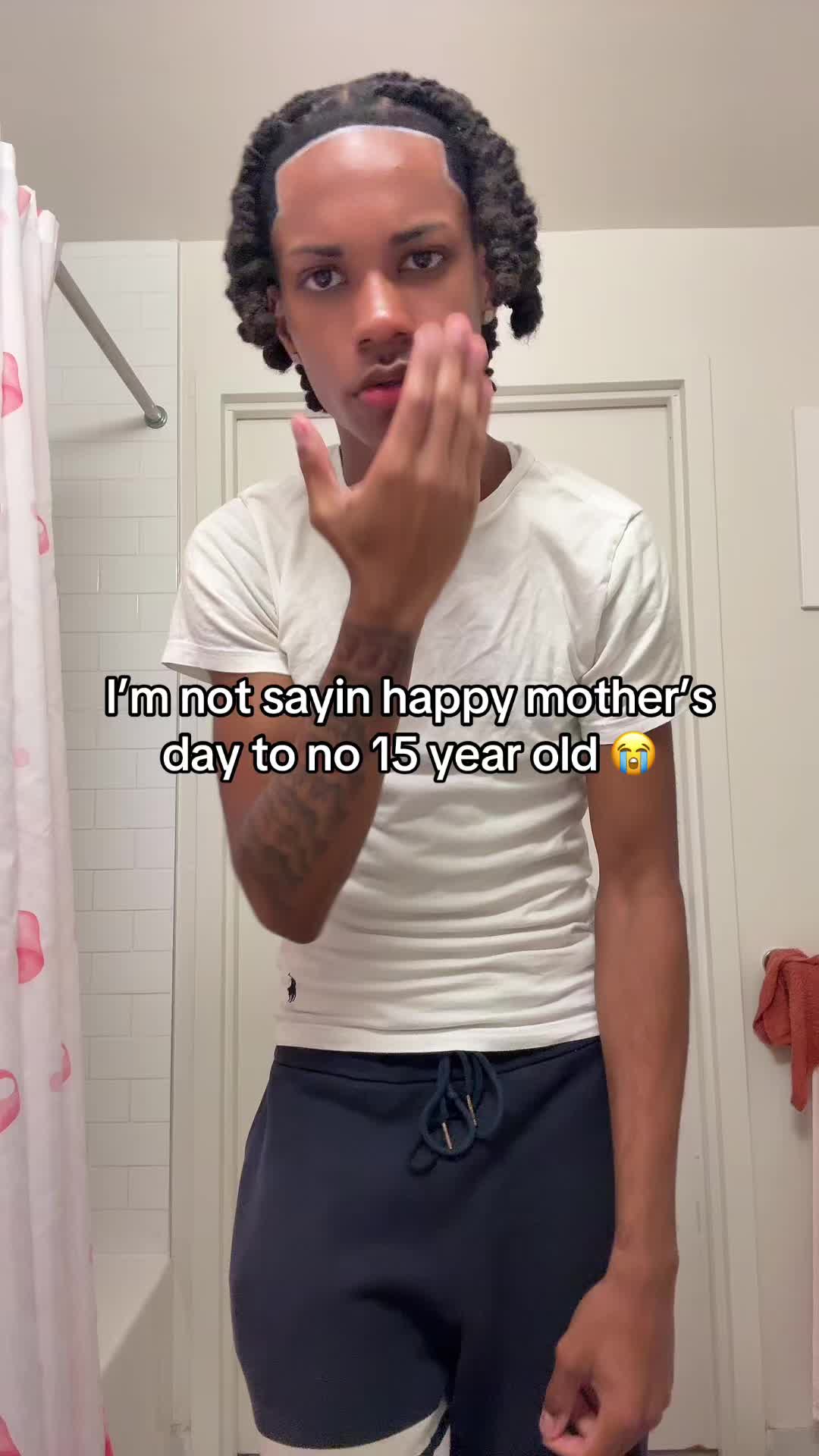 @IG: laylow.j0siah 💫