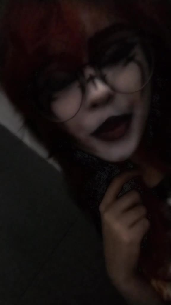 @โ
•°~†๐ท๐๐๐†~°•โ