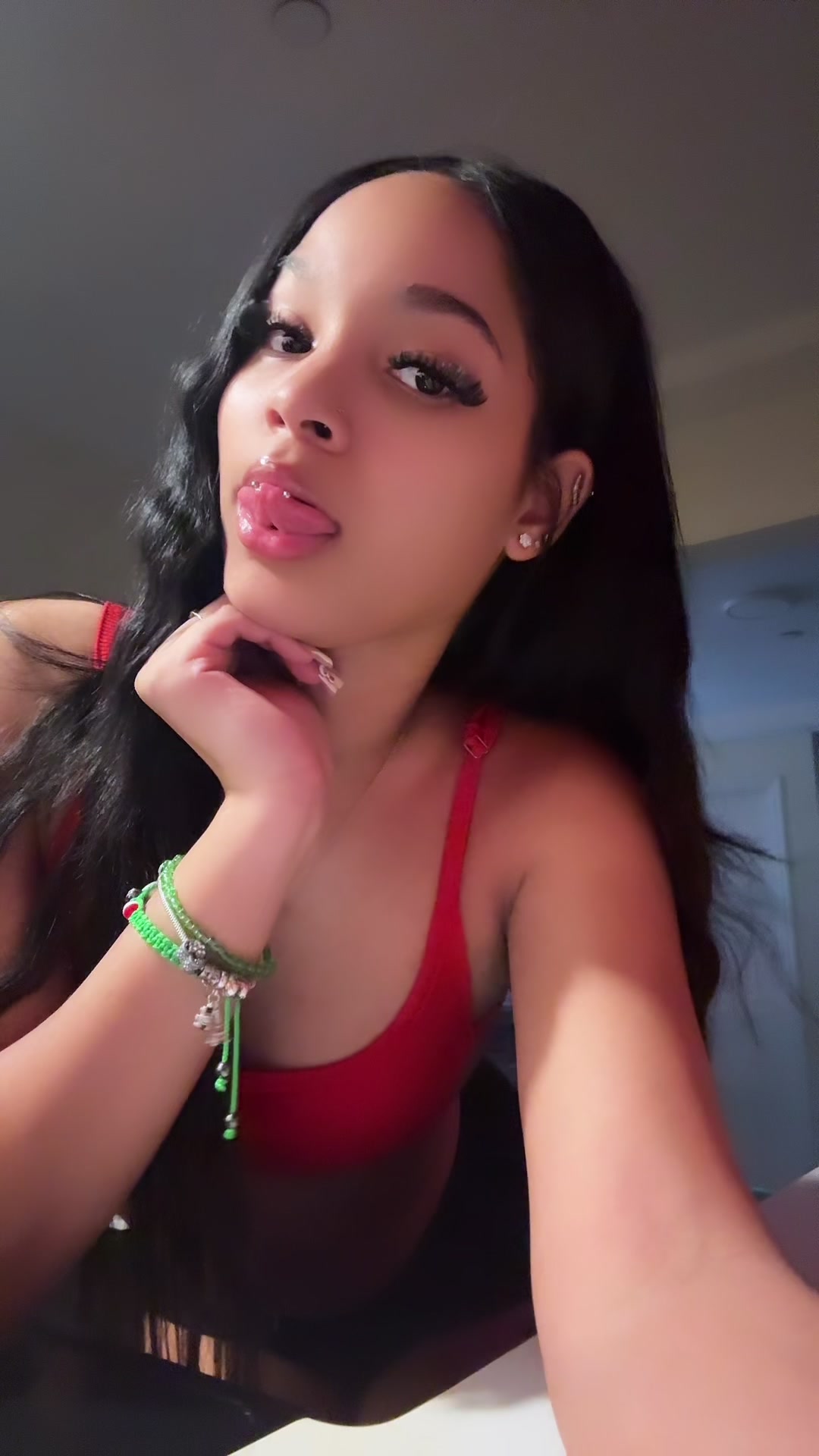 @LizzyB💚