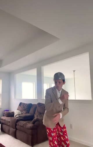 @T1TU5