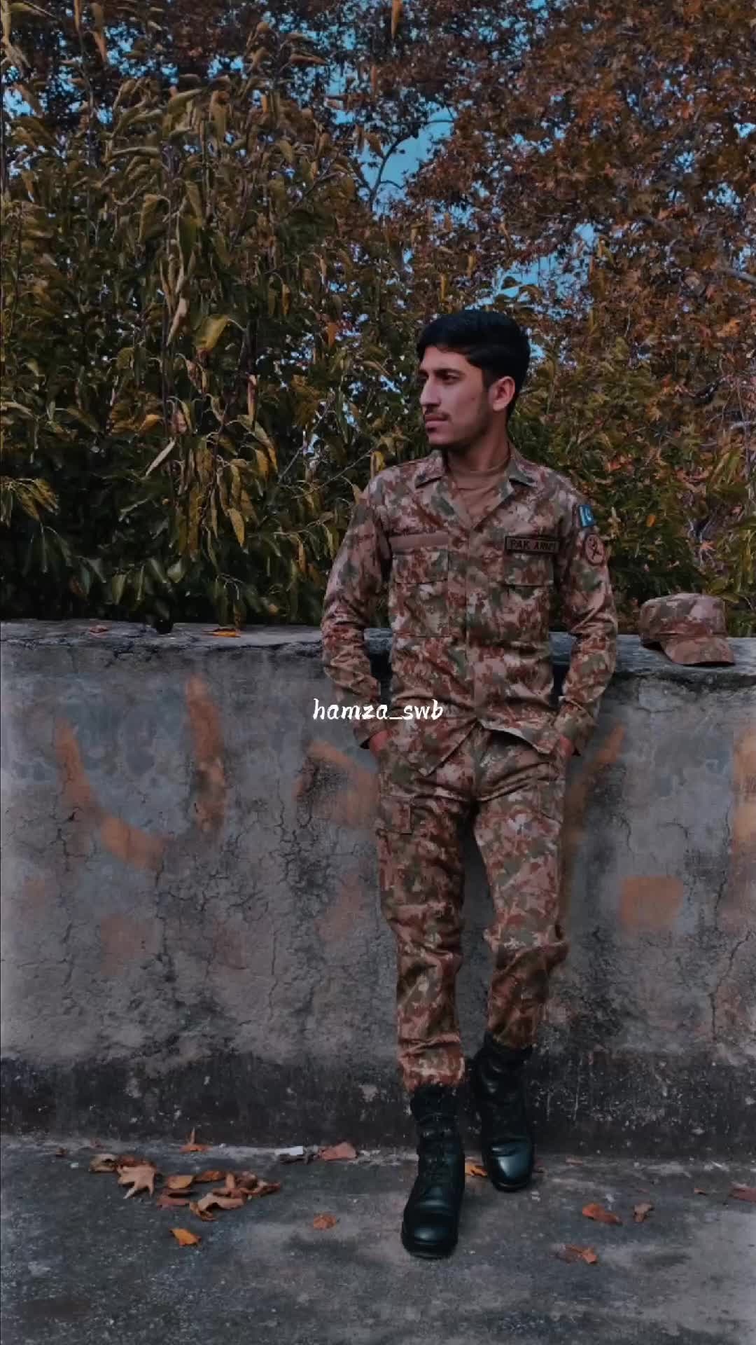 @𝑯𝒂𝒎𝒛𝒂