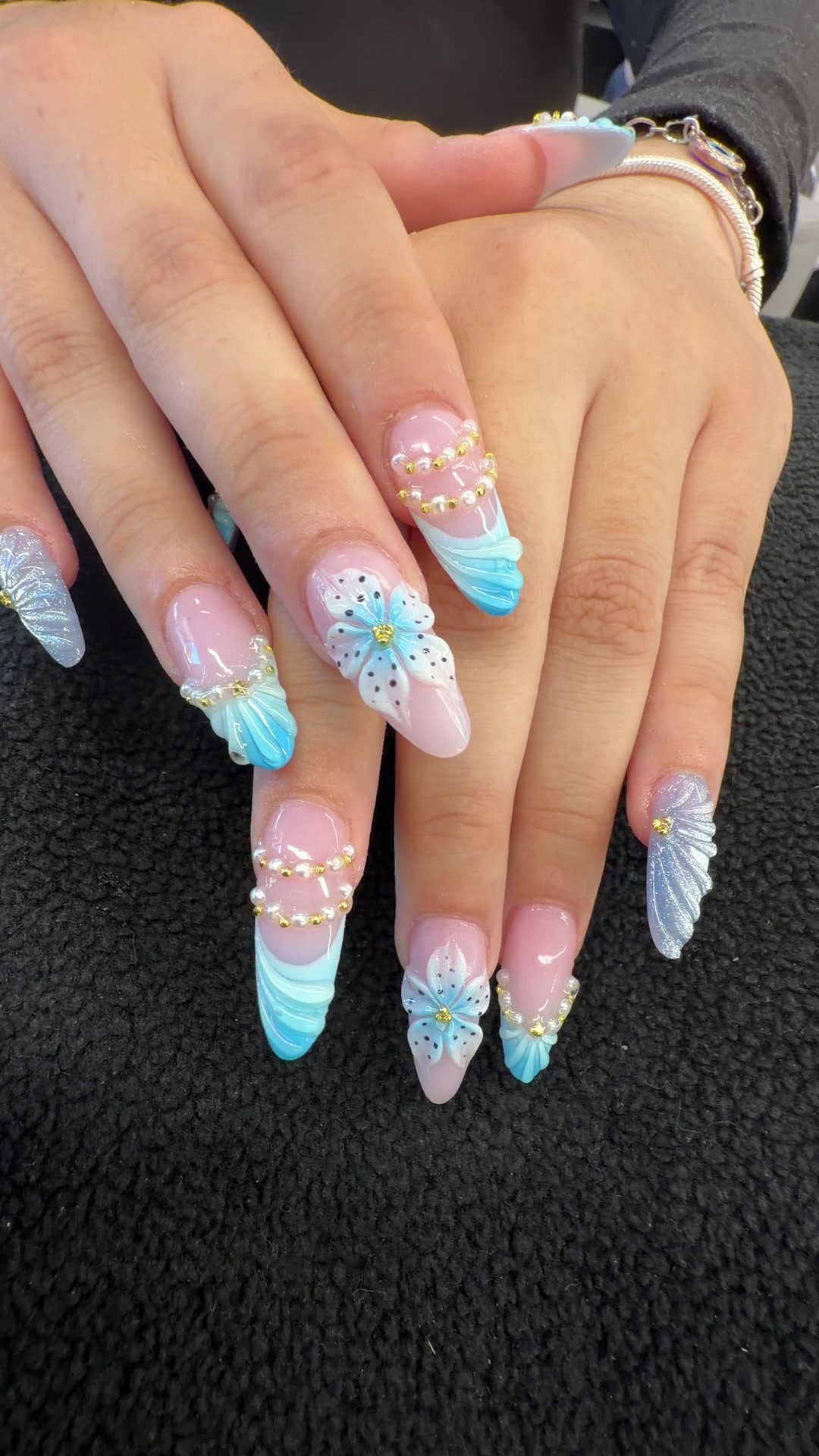 @Perfect10Nailspa