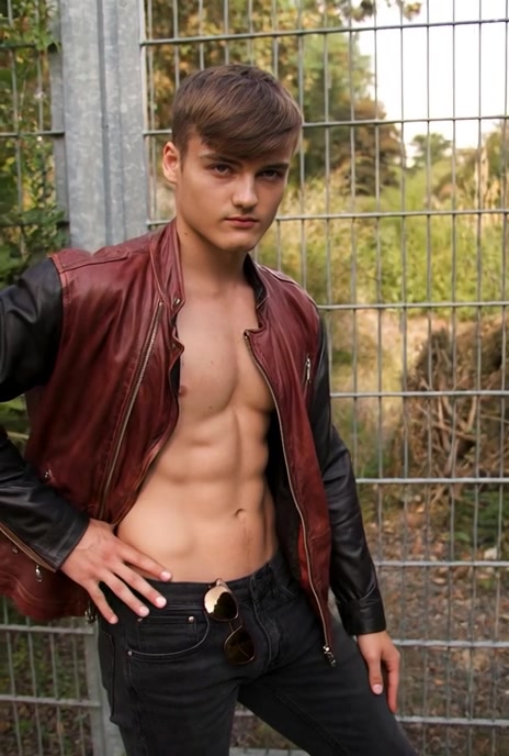@TwistedMaleMag