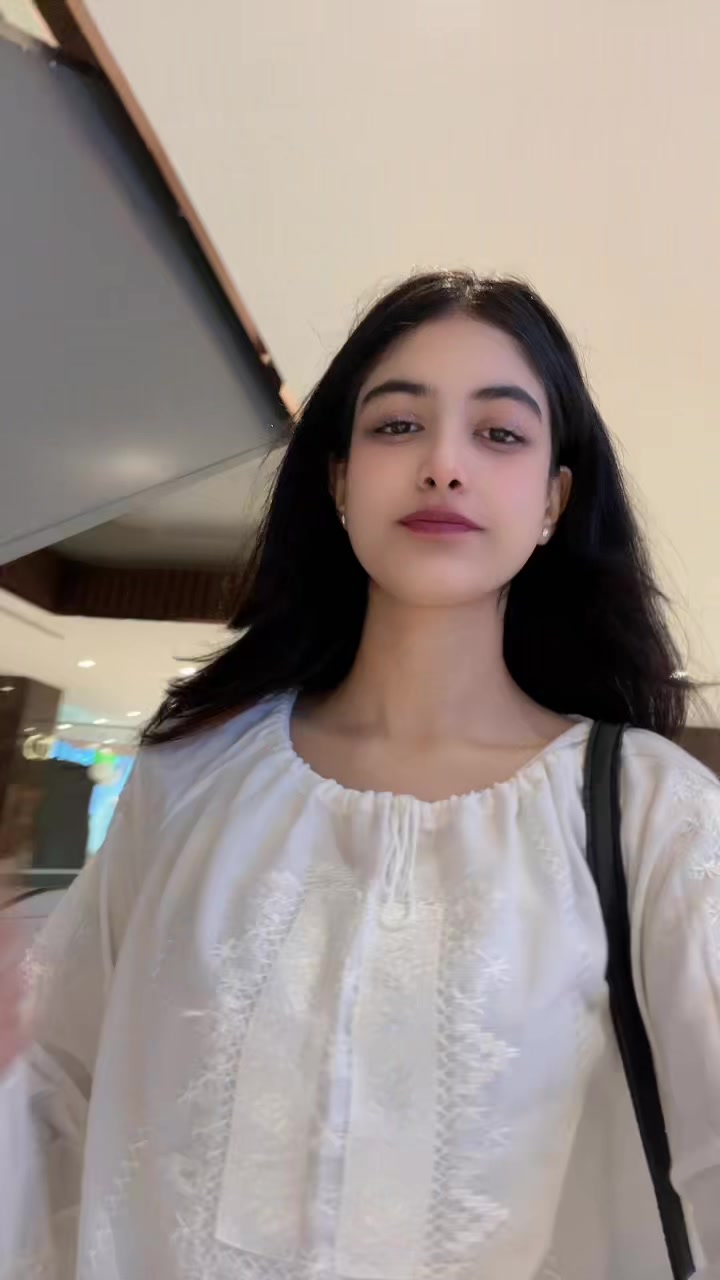 @Neha👾