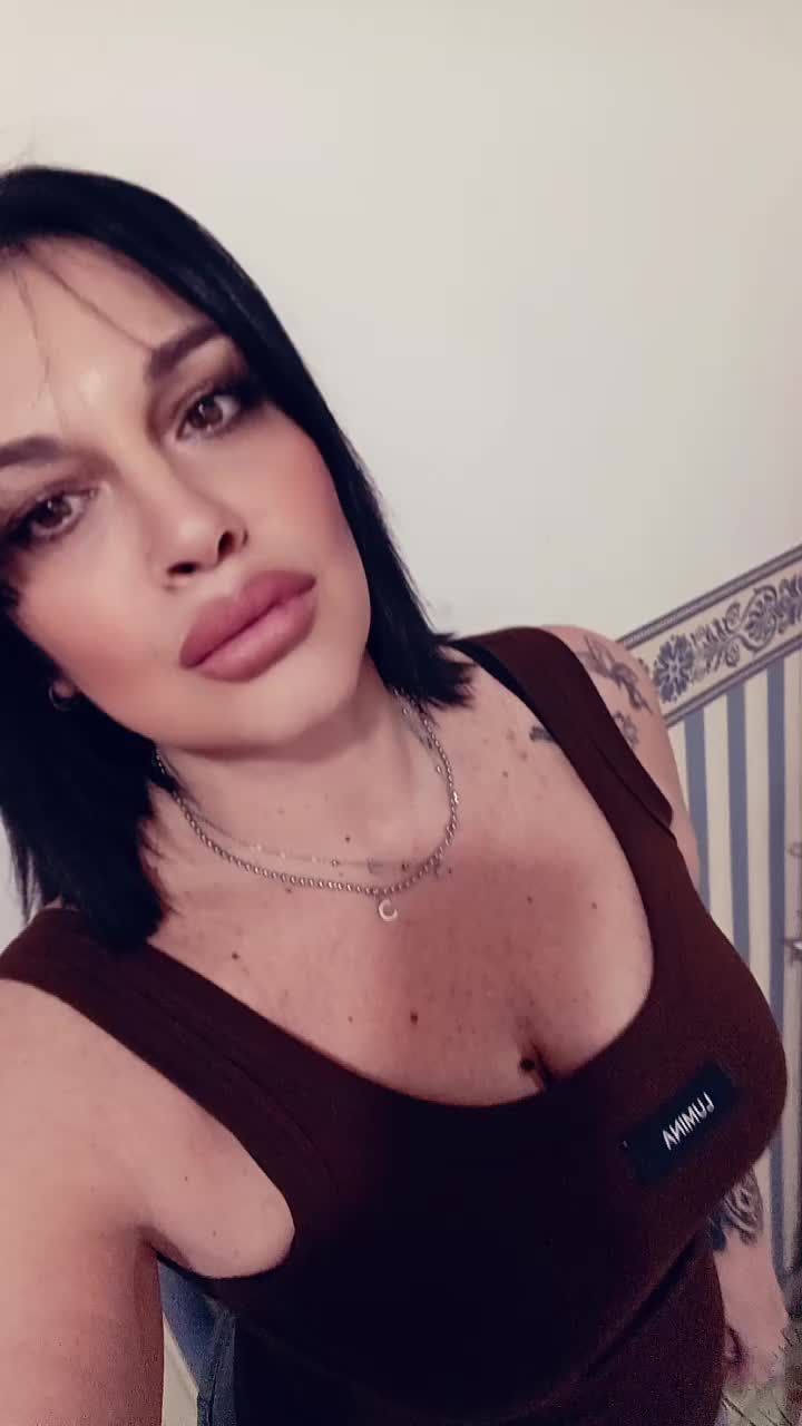 @claudia♥️🍒🍒🍒🐞