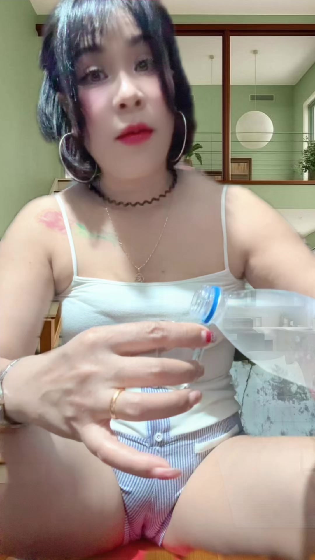 @KIEU vu 1979