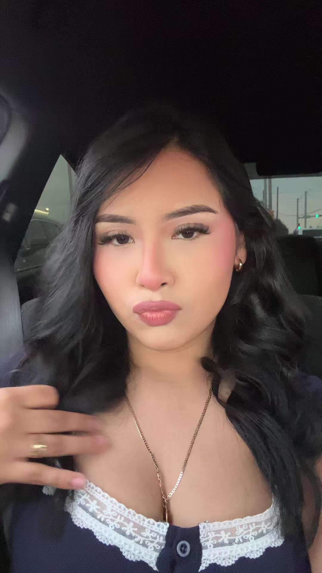 @jeliza