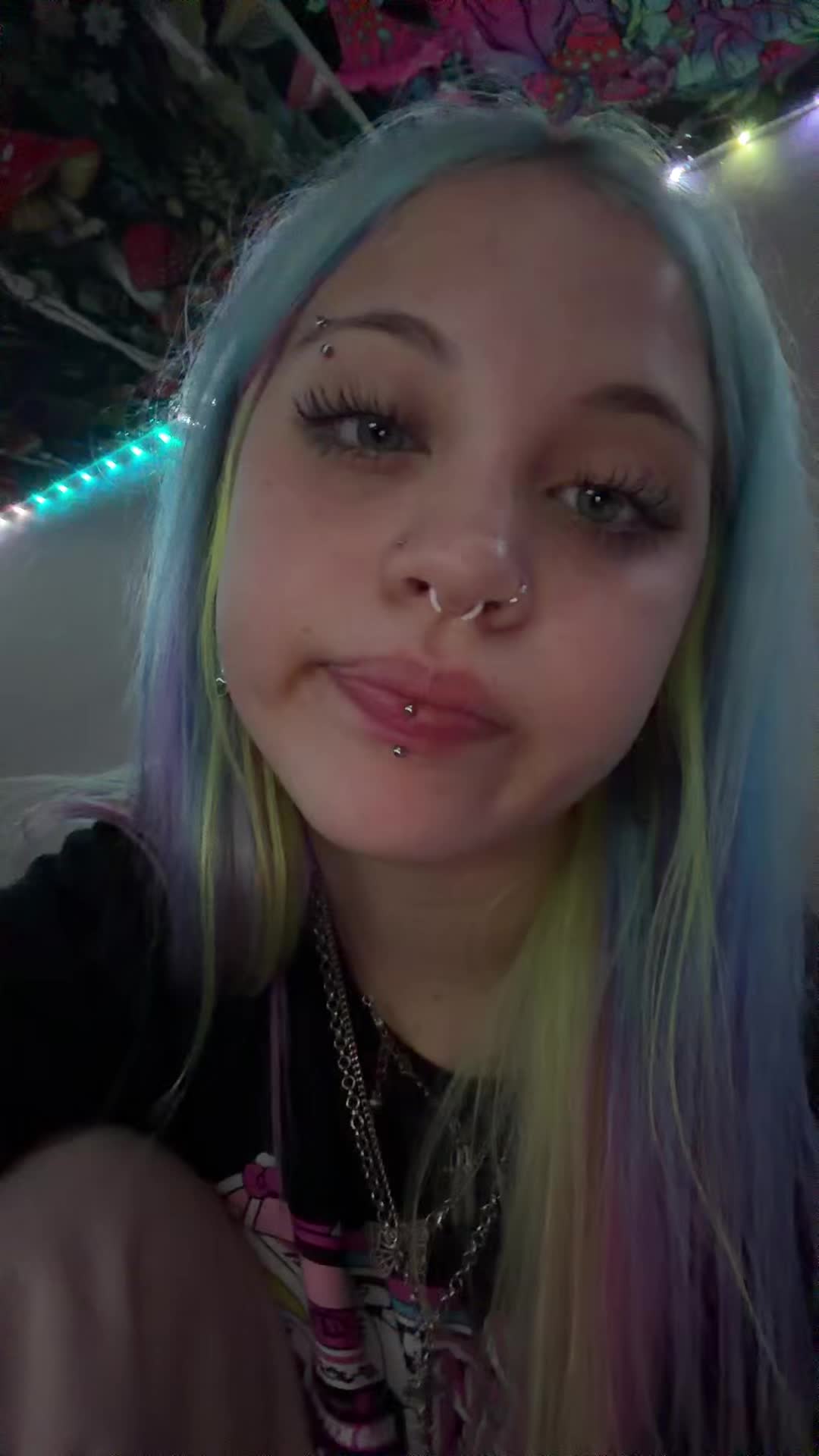 @..