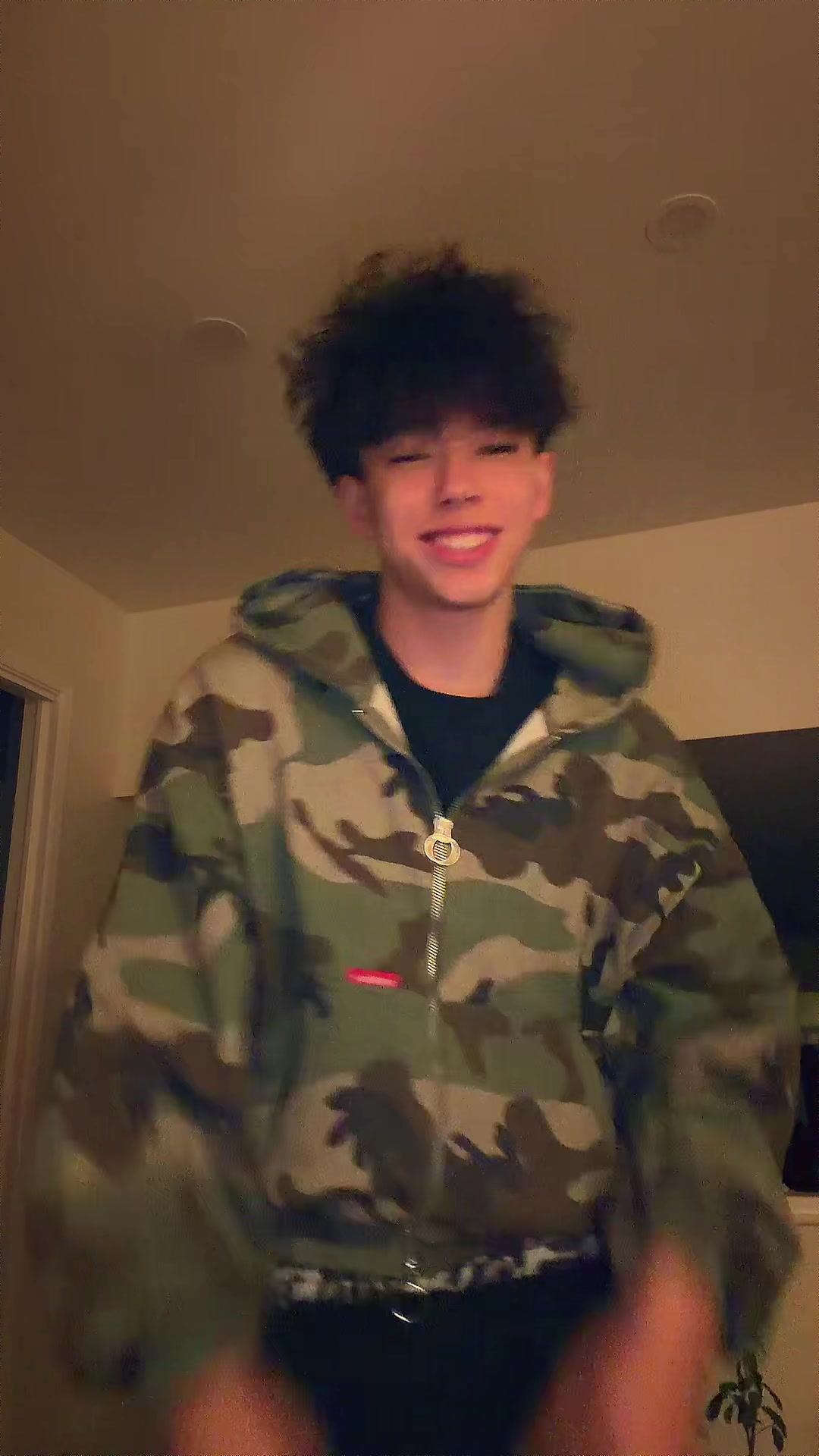 @9
