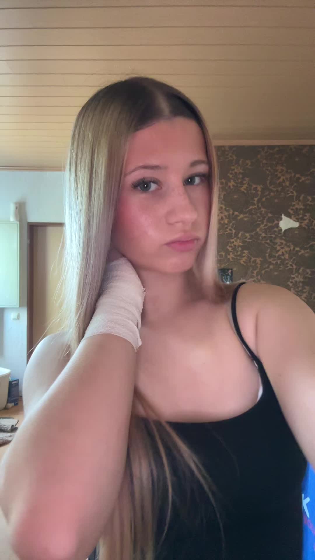 @𝐂𝐞𝐥𝐢𝐧𝐞🦥