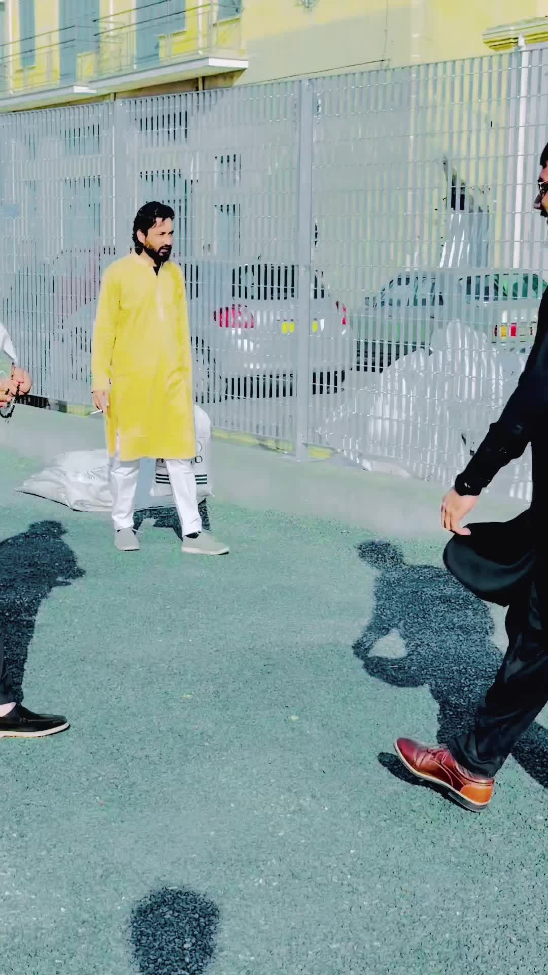 @Sandhu.🇵🇰🇨🇾🇧🇭🇮🇹🇪🇸