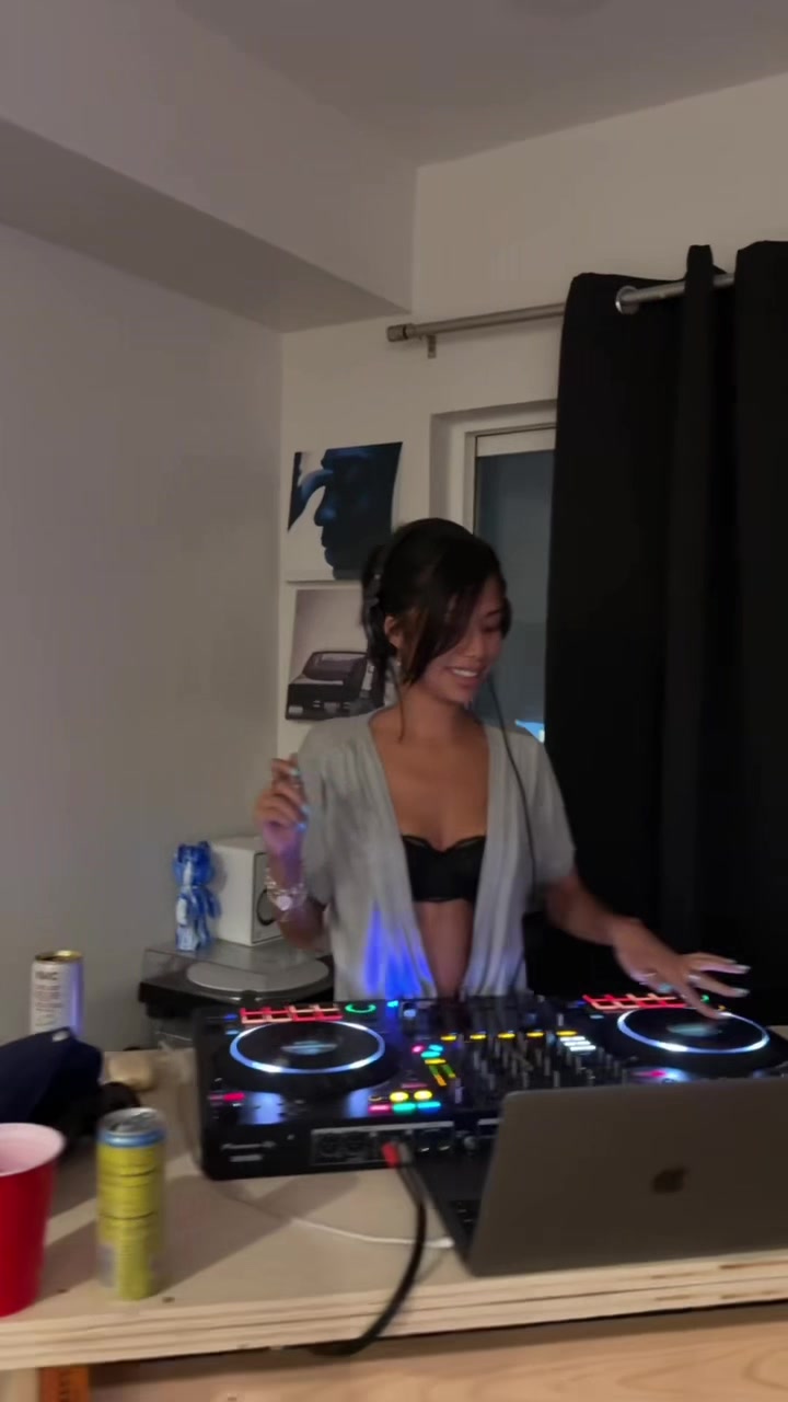 @iz