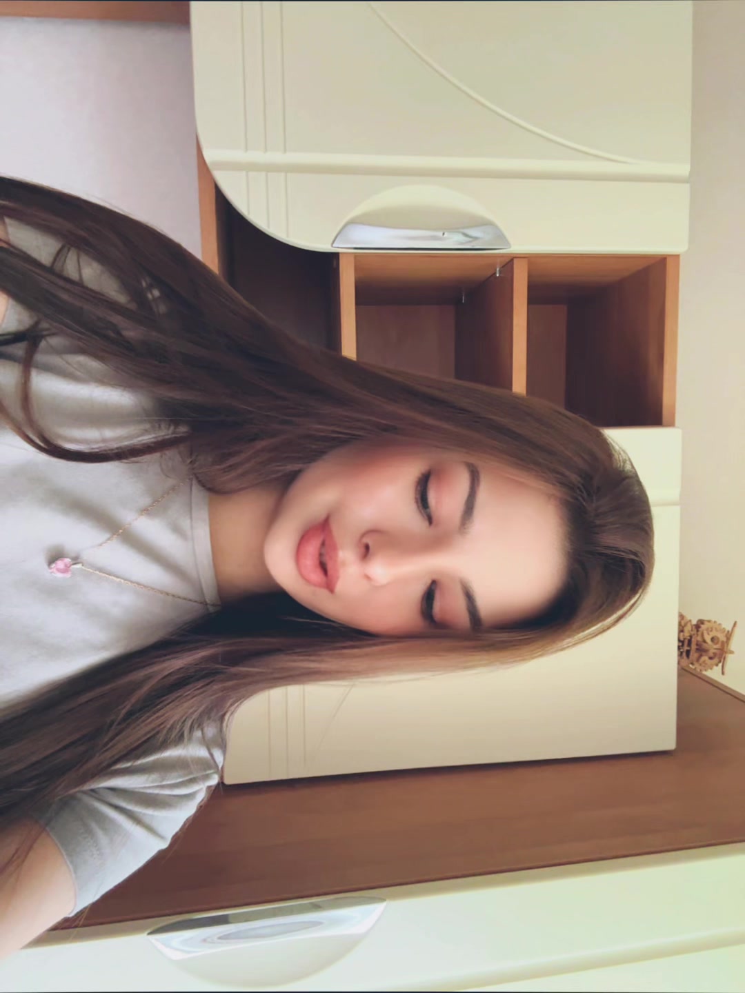 @r_0_m_A_n_0_v_A