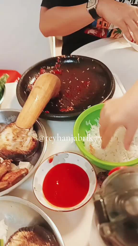 @TANIA JABRIK 2