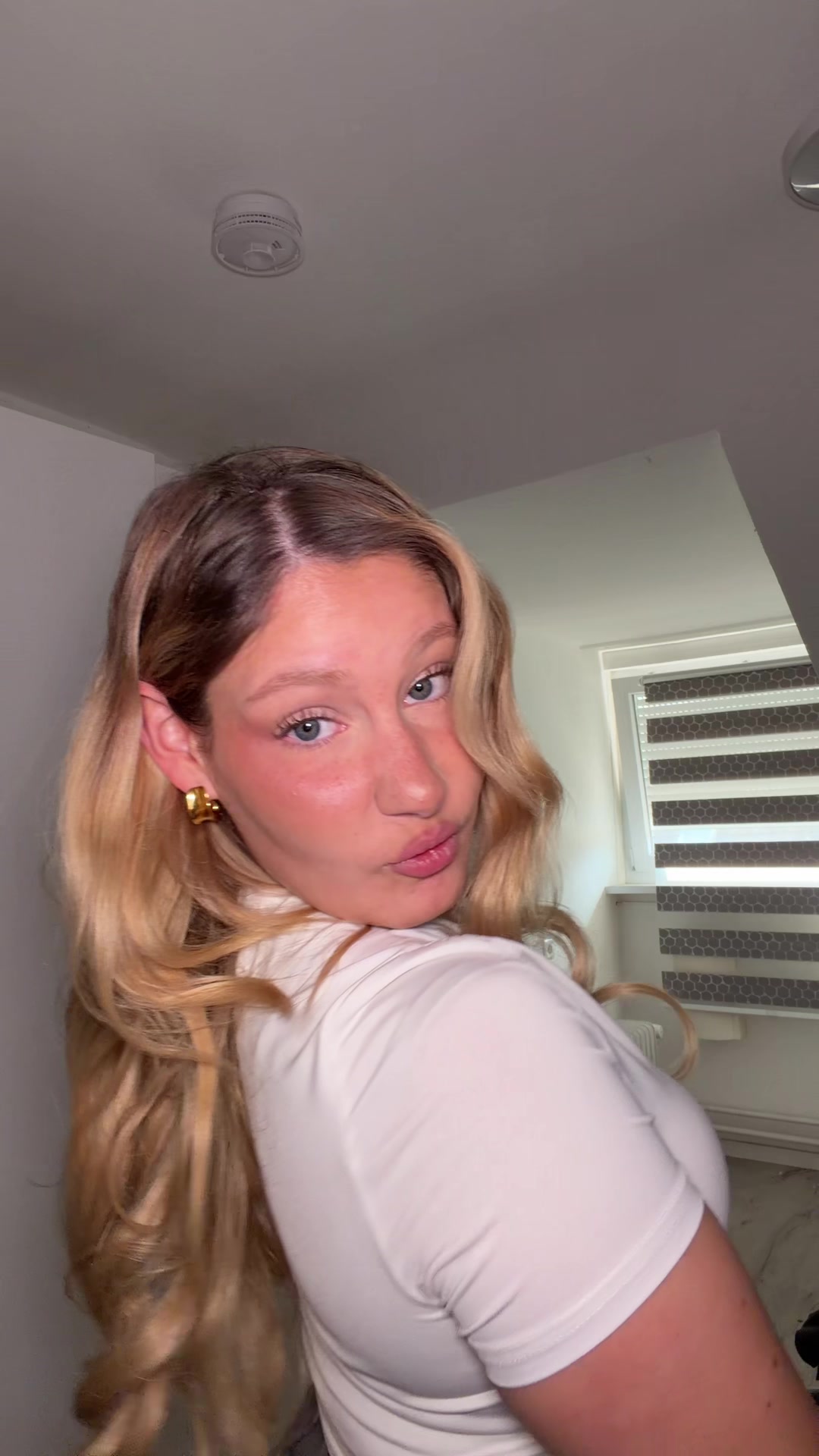 @LARISSA-LUISA