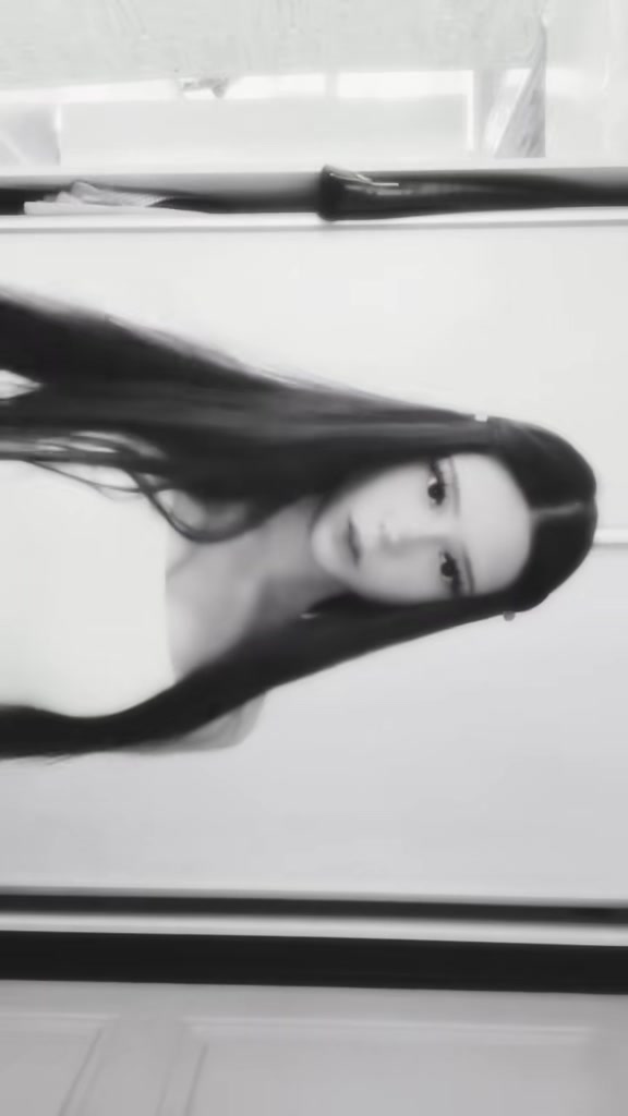 @nikasx🪽