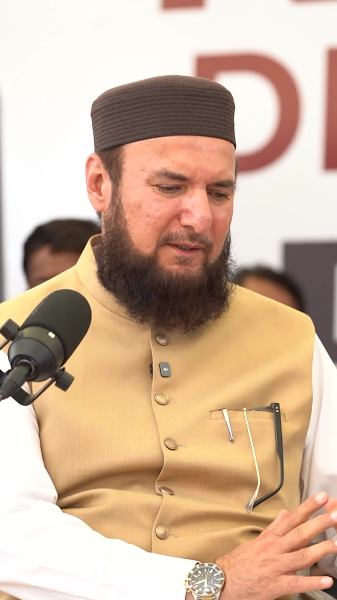 @Mufti Abdul Wahab
