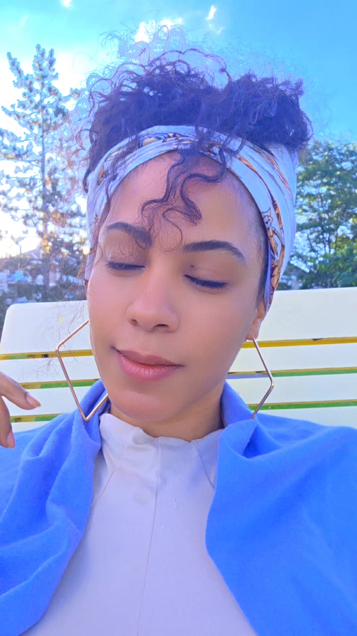 @FeruzNuralainفيروزنورالعين🇪🇷