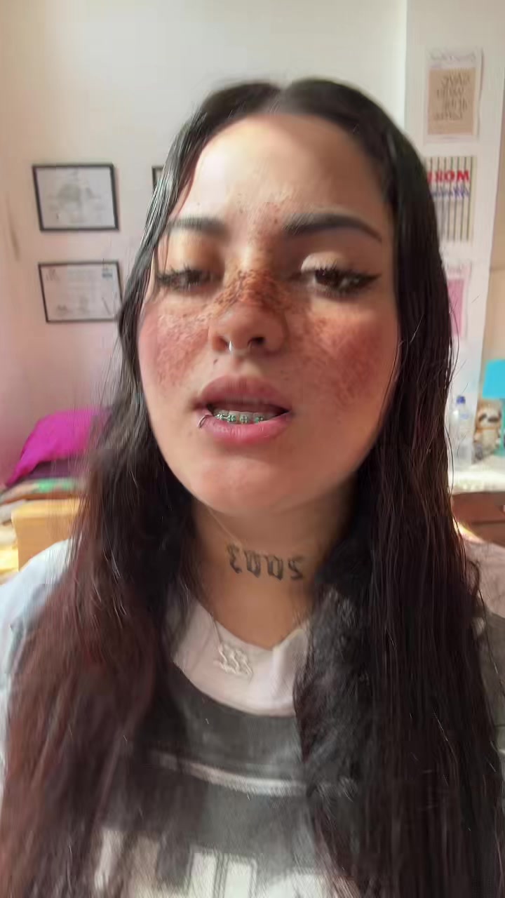 @aantoross🫦