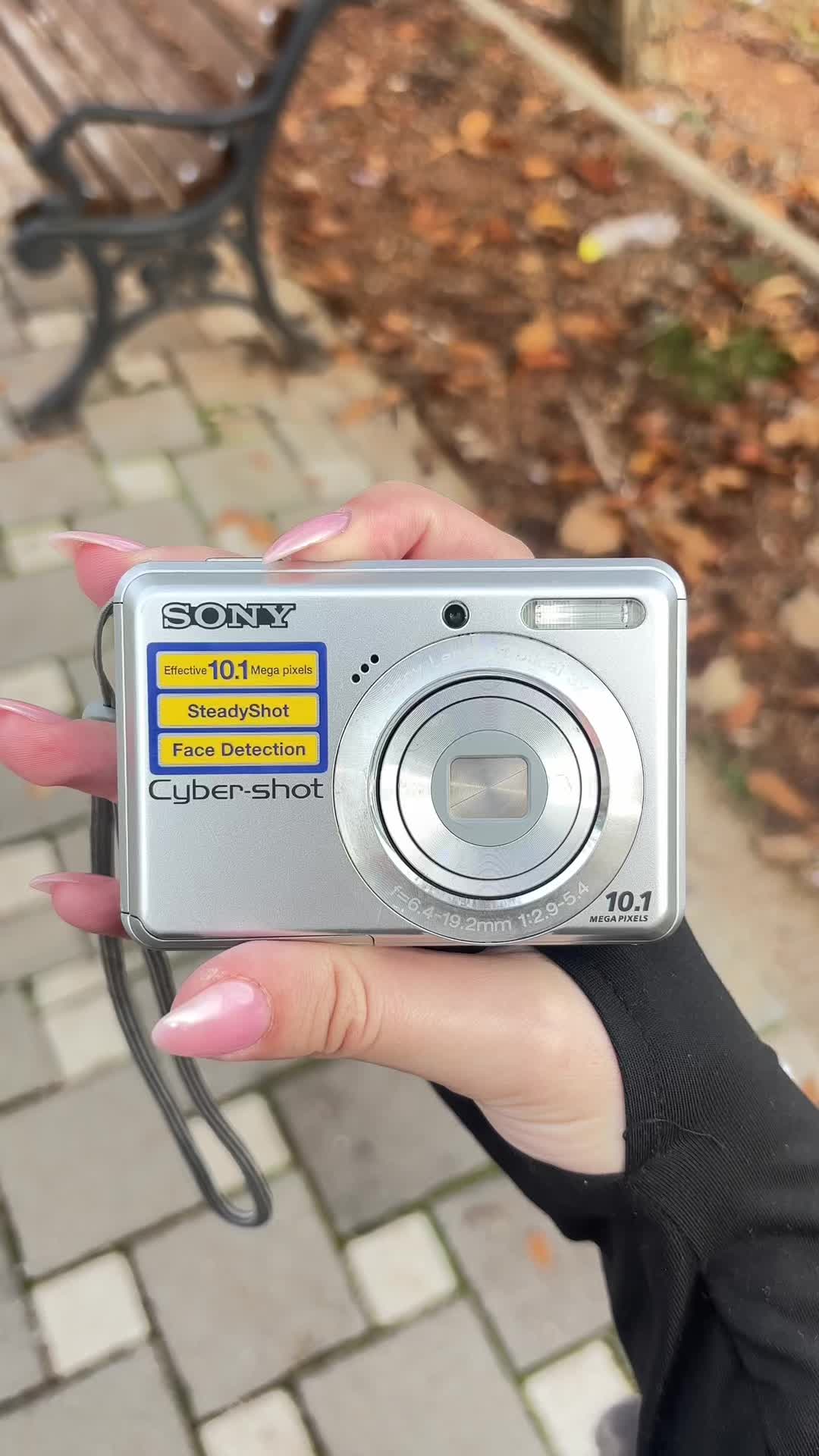 @retro.camerashop