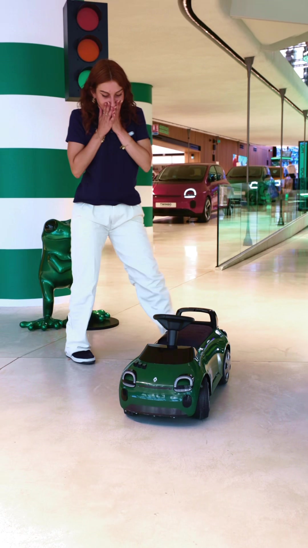 @Renault