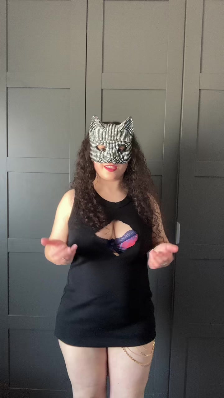 @aveliamoon