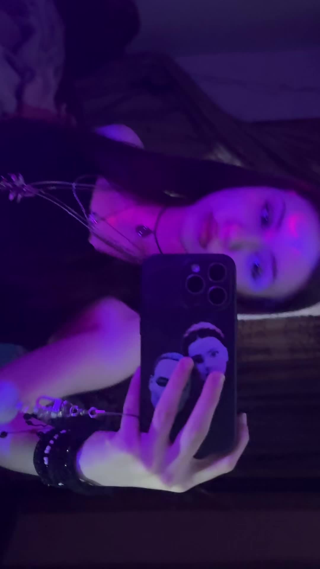 @𝐌𝐚𝐫𝐨:☆