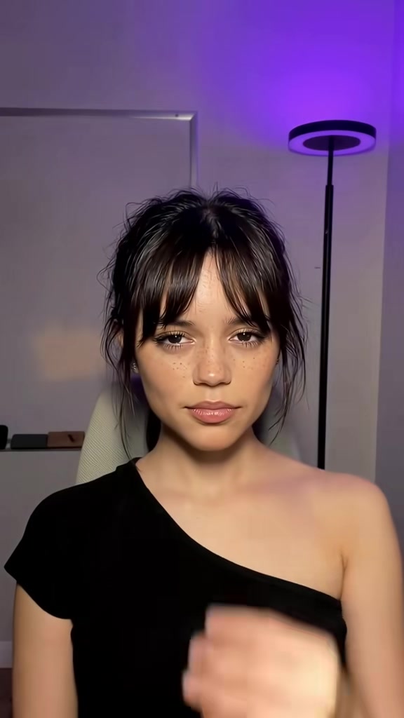 @Jenna Ortega
