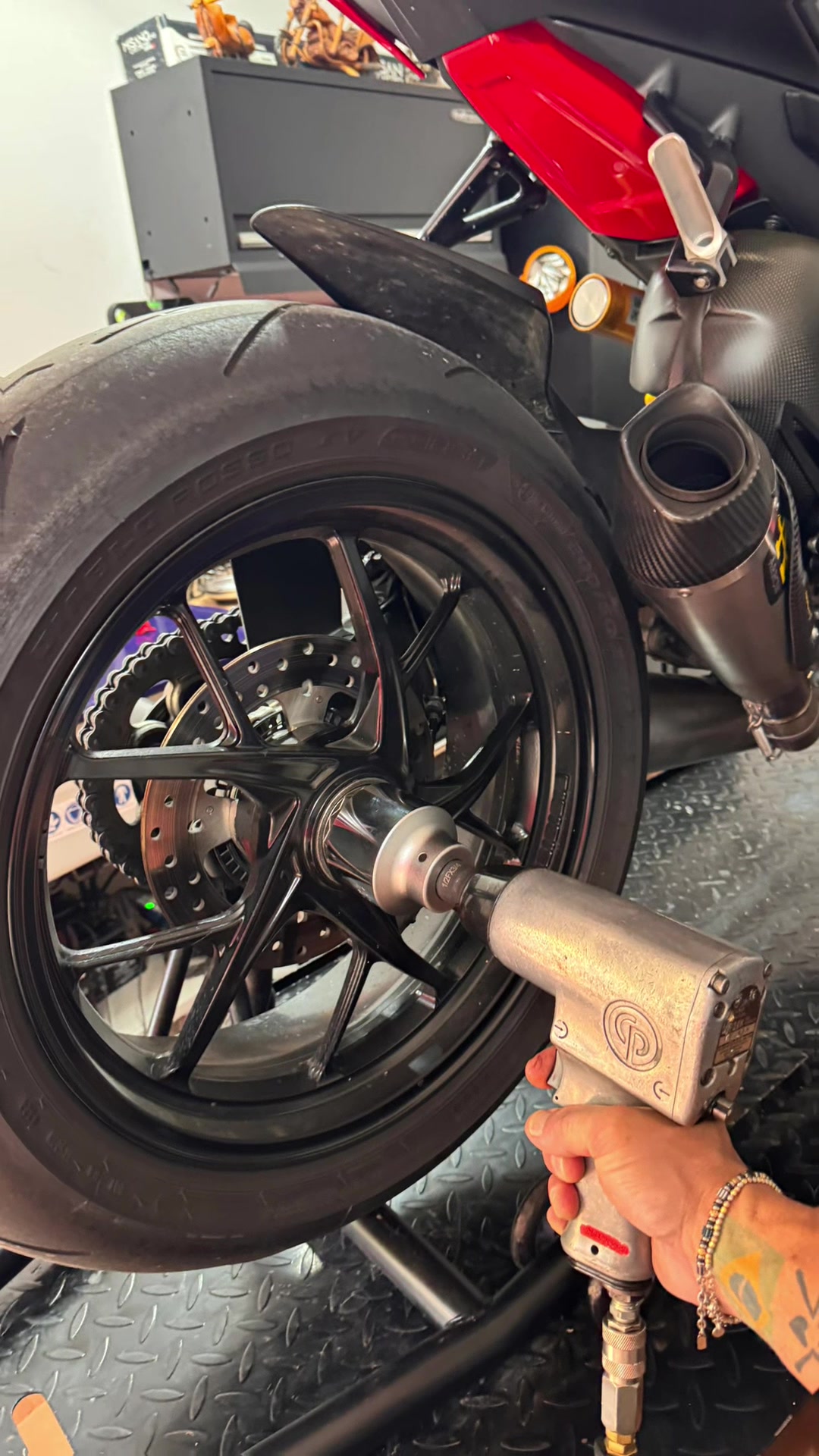 @Alessandro Della Corte Moto