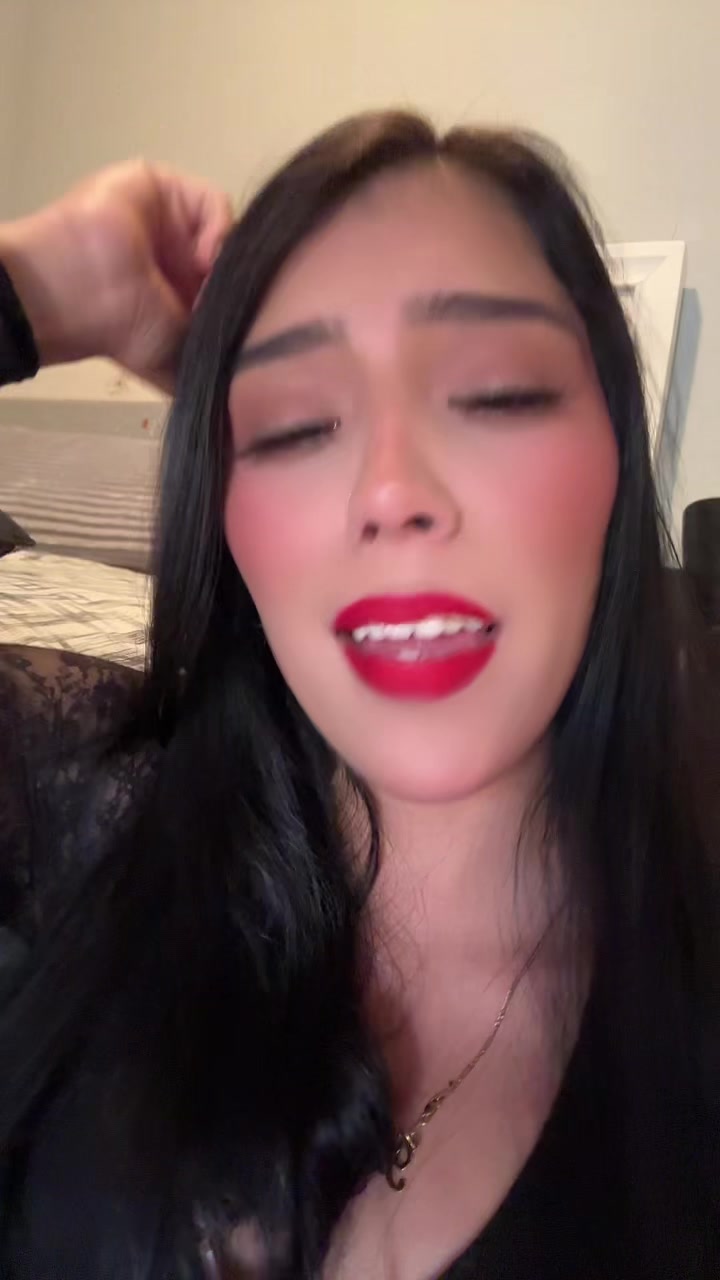@Adriana💋