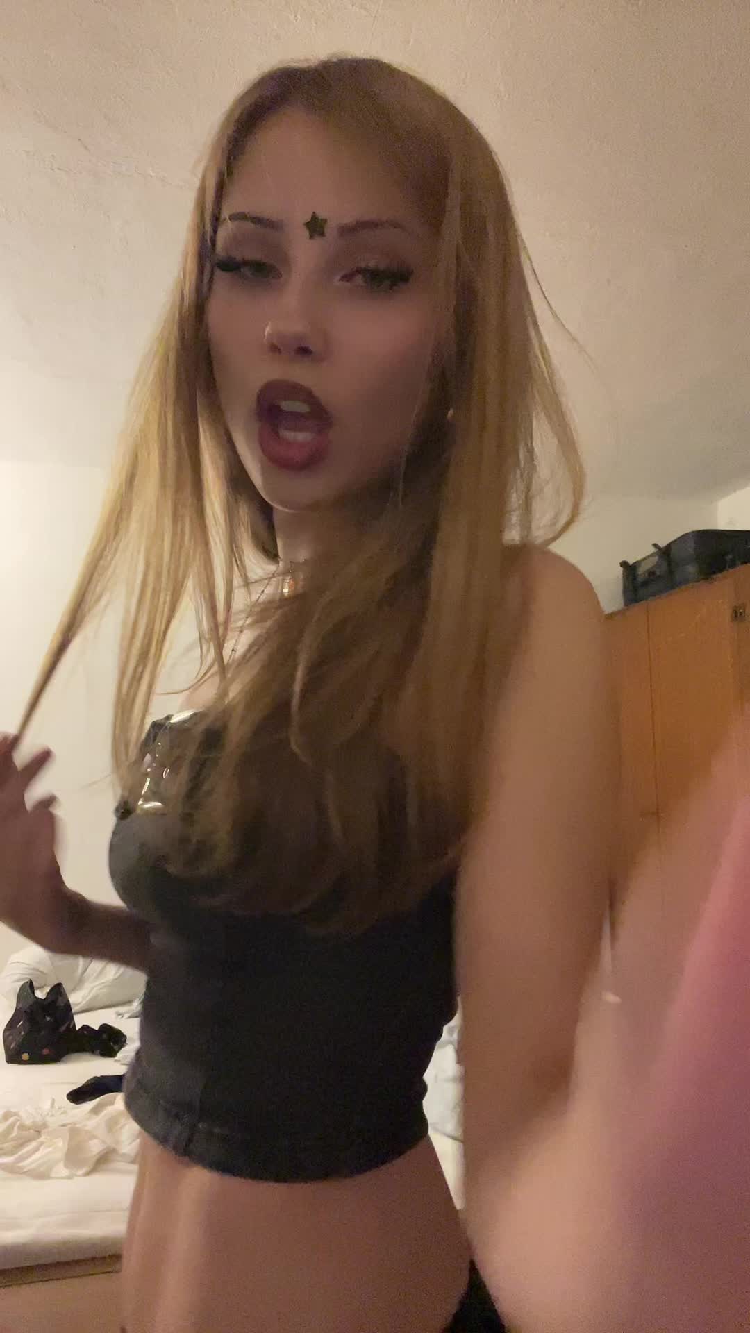 @user11473826464