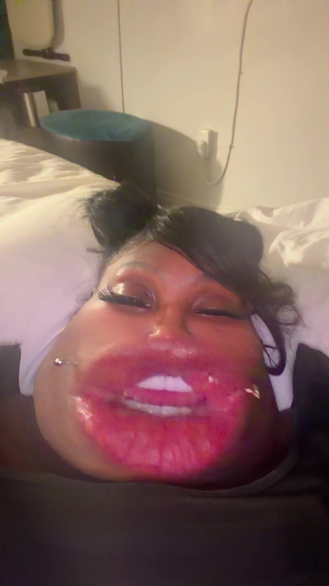 @EBONYMYSTIQUE