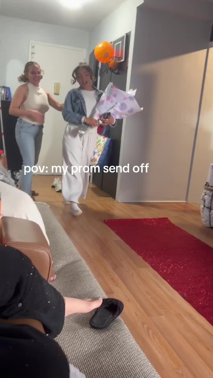 @mj