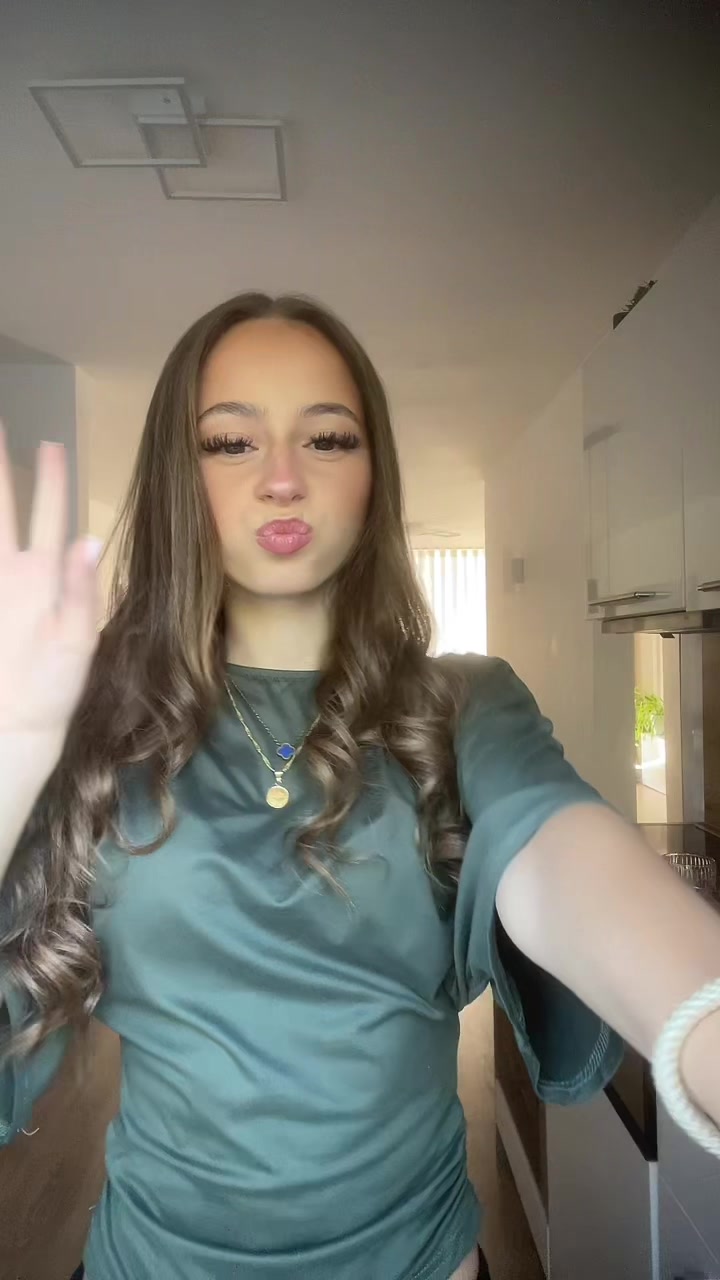@🇦🇱