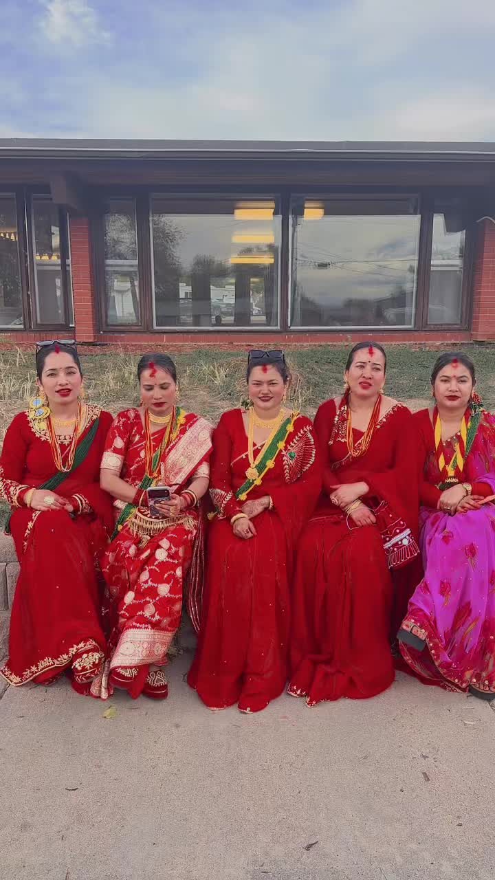 @Deepa Oli K See(YD)