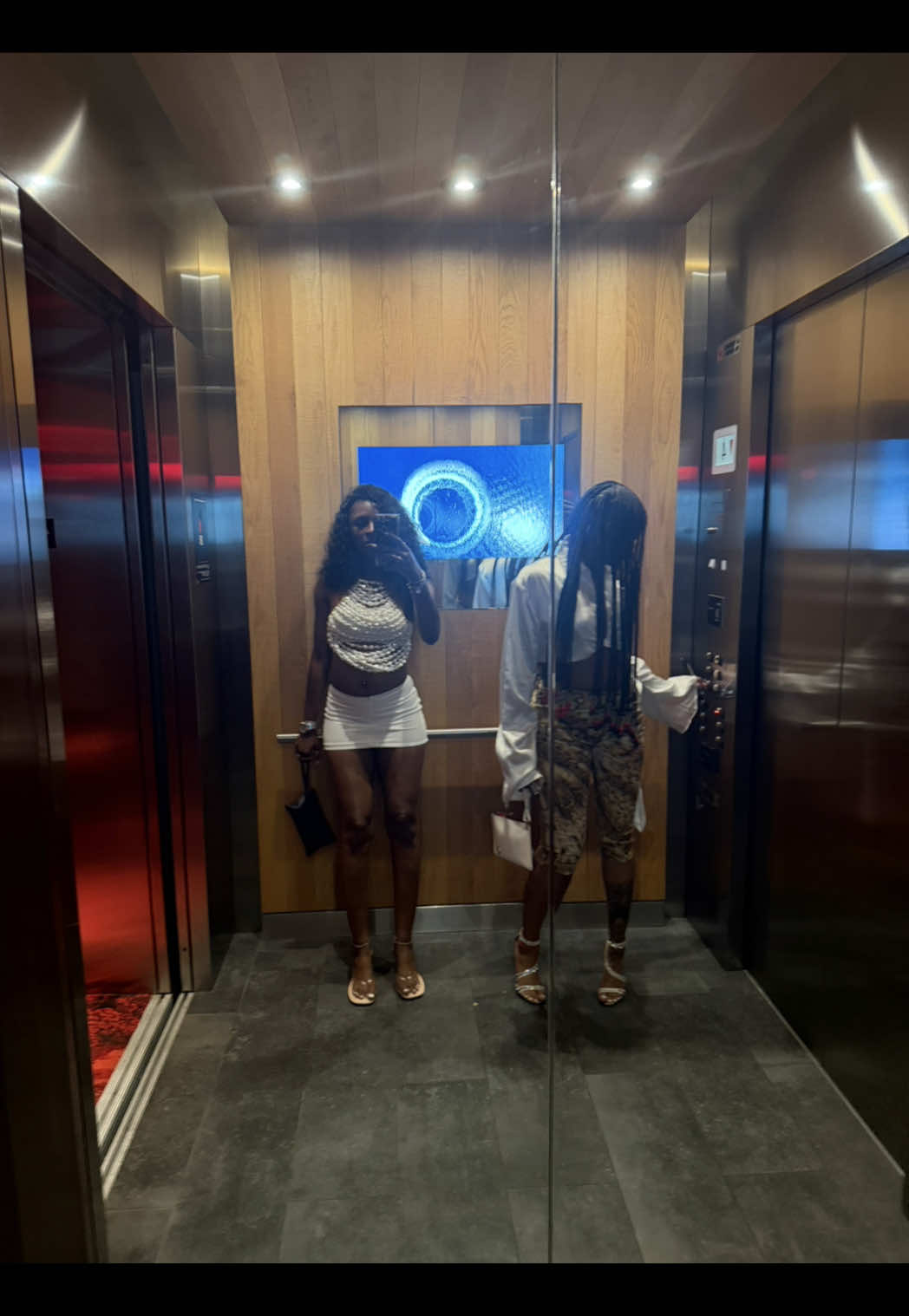 @MISS RELL TV | No niche 🦋💓