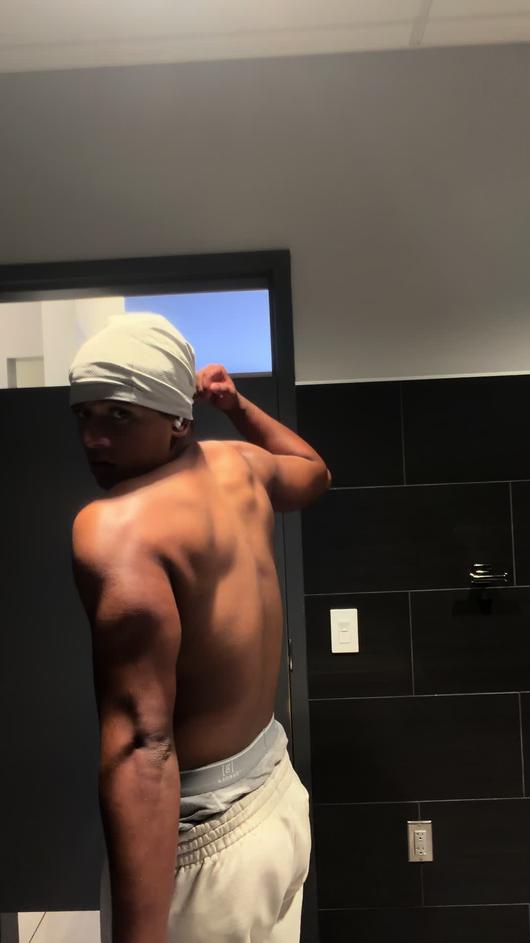@azangymacc123